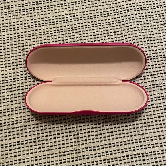 Hello Kitty Eyeglass case - Picture 5 of 5